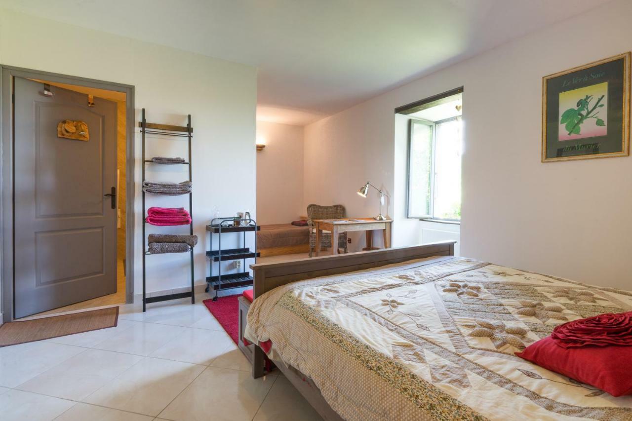 "Il Etait Une Soie..." Hotel Saint-Vincent-de-Barres Ngoại thất bức ảnh