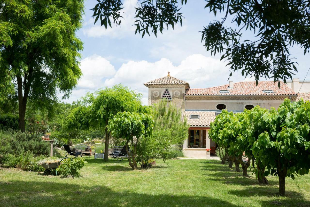 "Il Etait Une Soie..." Hotel Saint-Vincent-de-Barres Ngoại thất bức ảnh