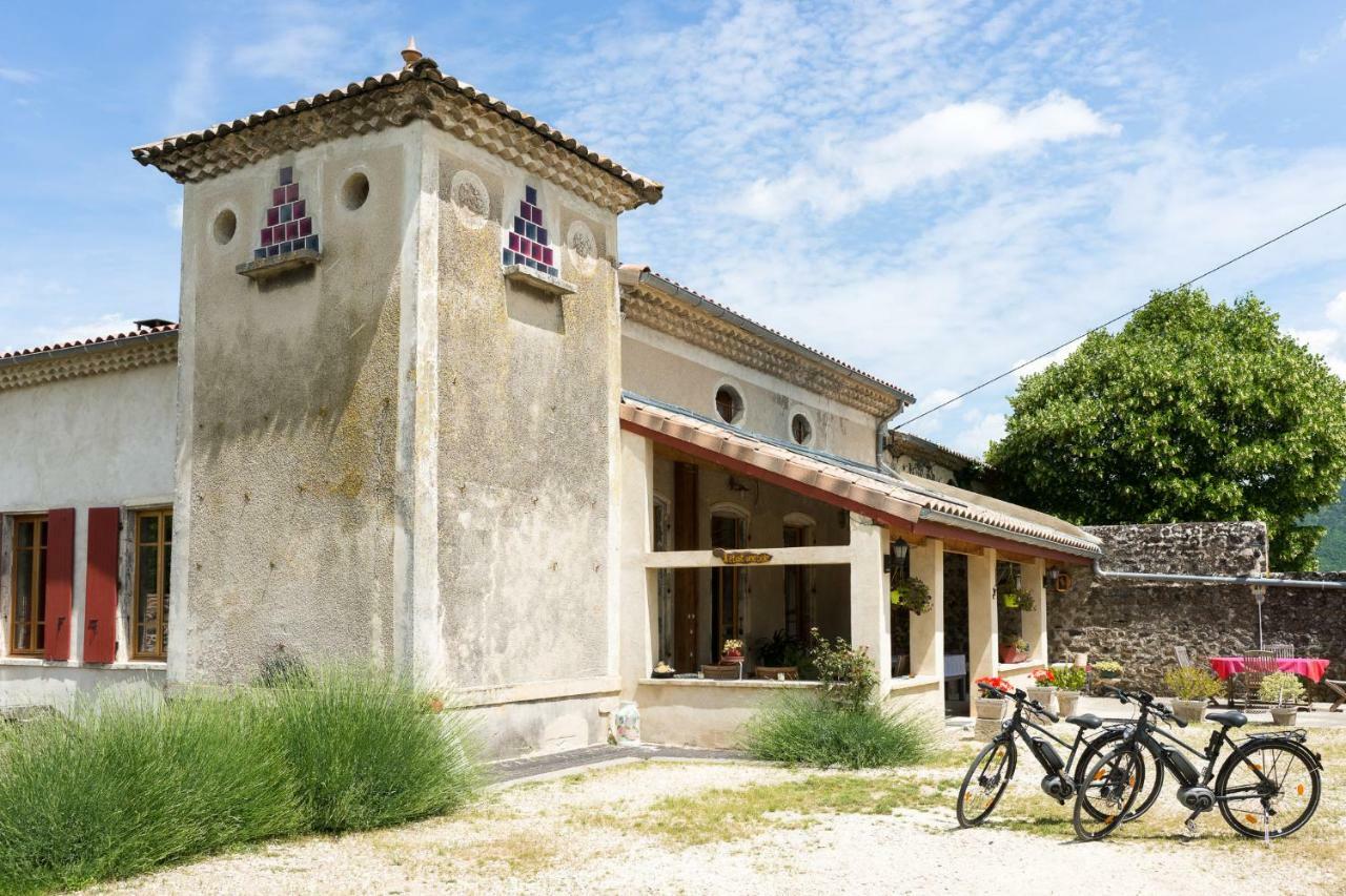"Il Etait Une Soie..." Hotel Saint-Vincent-de-Barres Ngoại thất bức ảnh
